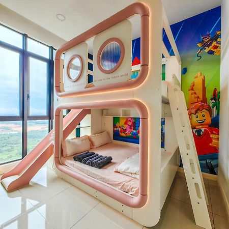 D'Pristine Theme Suite By Nest Home At Legoland Нусаяя Екстер'єр фото